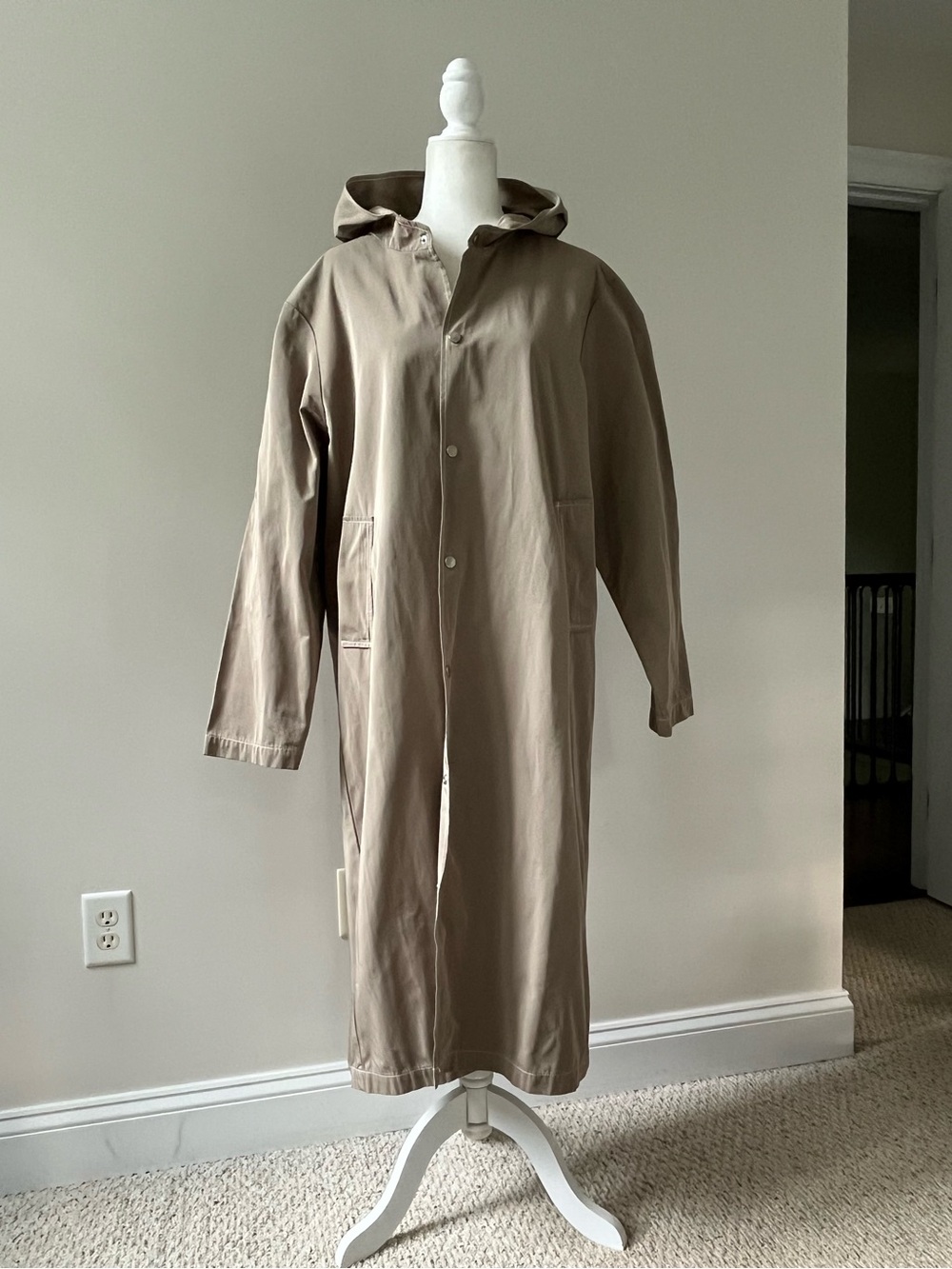In Nom Ih Nit Tan Hooded Trench Coat